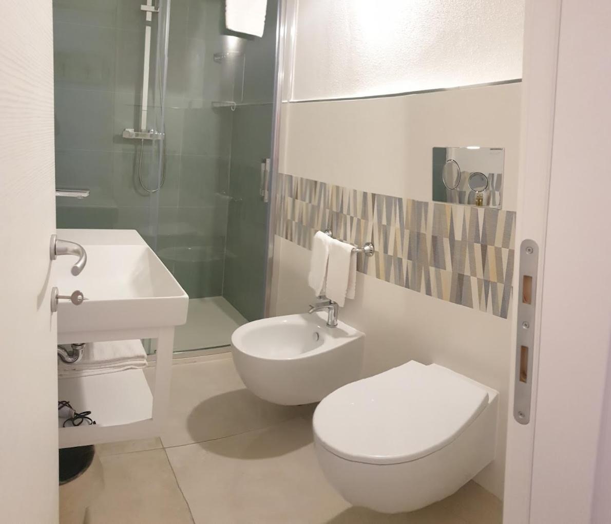 Hotel La Palma San Teodoro  Dış mekan fotoğraf
